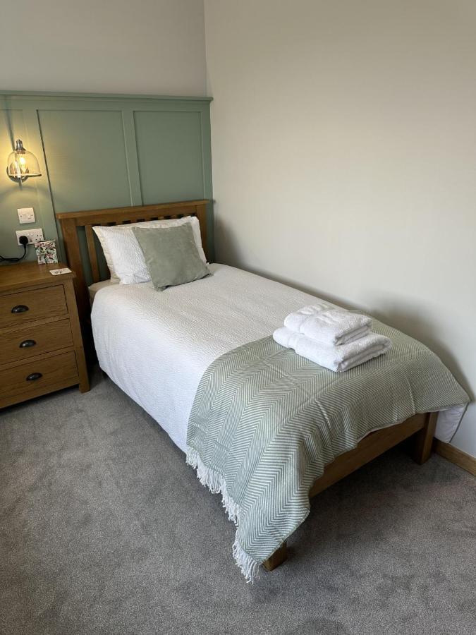Royal Oak Guesthouse オークニー諸島 エクステリア 写真